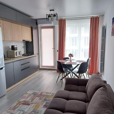 Helin Apartament By Alezzi N10 Navodari Luaran gambar