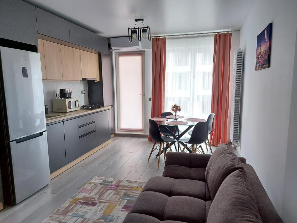 Helin Apartament By Alezzi N10 Navodari Luaran gambar